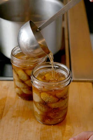 httpswww.saveur.comsitessaveur.comfilesimport2008images2008-07634-preserving_figs_7_480.jpg