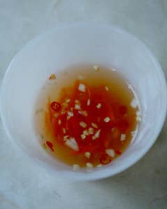 Vietnamese Dipping Sauce (Nu’ó’c Châ´m)