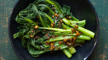 Choy Sum (Asian Greens) with Garlic Sauce
