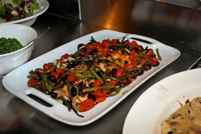 httpswww.saveur.comsitessaveur.comfilesimport2010images2010-127-artbites-dinner-400&#215;267.jpg