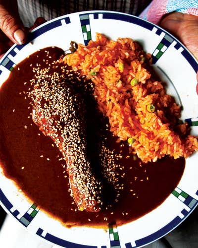Chicken with Puebla-Style Mole Sauce (Pollo en Mole Poblana)