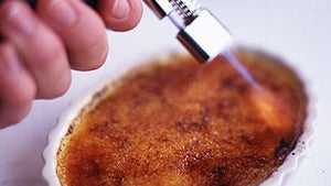 How to Caramelize Crème Brûlée