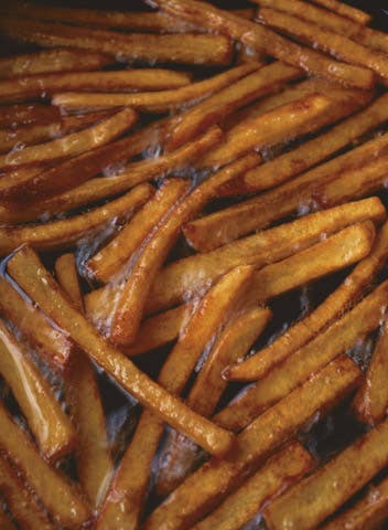 httpswww.saveur.comsitessaveur.comfilesimport2008images2008-0121Art-of-FrenchFries_7.jpg