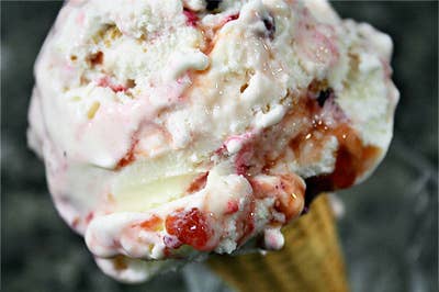 Cheesecake ice cream