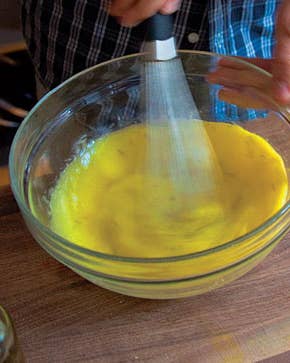 Ladolemono (Lemon and Olive Oil Sauce)