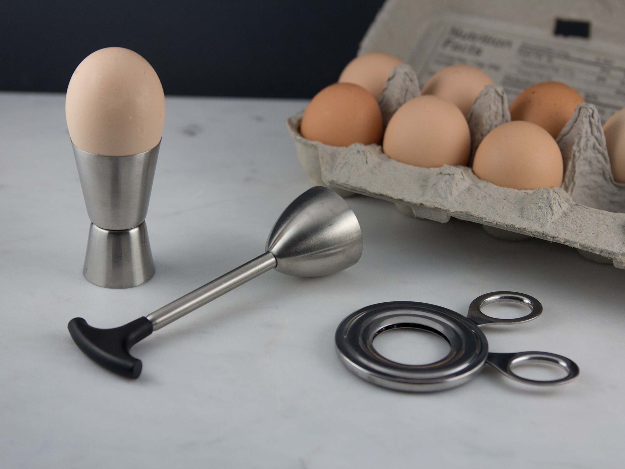 klinge får Necklet Your Soft-Boiled Egg Necessity: An Egg Topper | Saveur