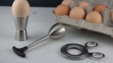 Your Soft-Boiled Egg Necessity: An Egg Topper