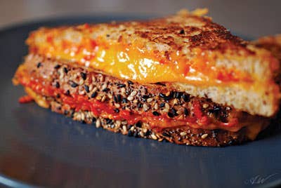 httpswww.saveur.comsitessaveur.comfilesimport2011images2011-037-SAV137-angelawatts-400&#215;268.jpg
