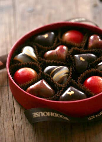 httpswww.saveur.comsitessaveur.comfilesimport2008images2008-02628-vday_woodhouse_box_48028129.jpg
