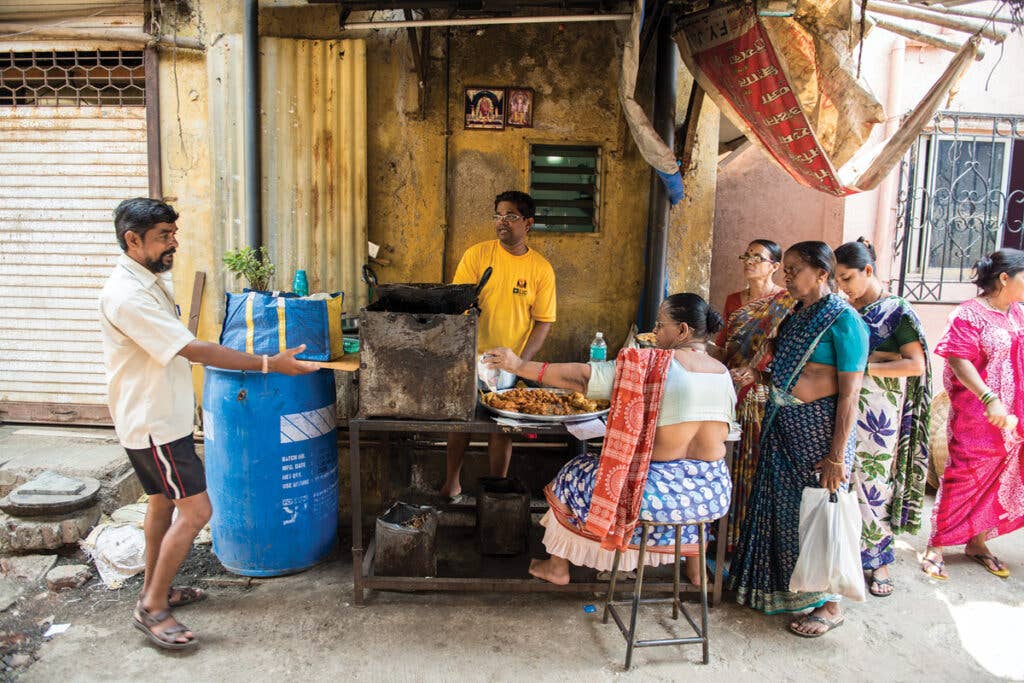 feature_west-india_mumbai_worli-village_meal_1200x800.jpg