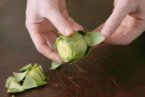 httpswww.saveur.comsitessaveur.comfilesimport2009images2009-02118-babyartichokes-trim-2-480.jpg