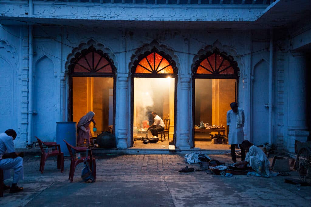 north-india-night-cookng