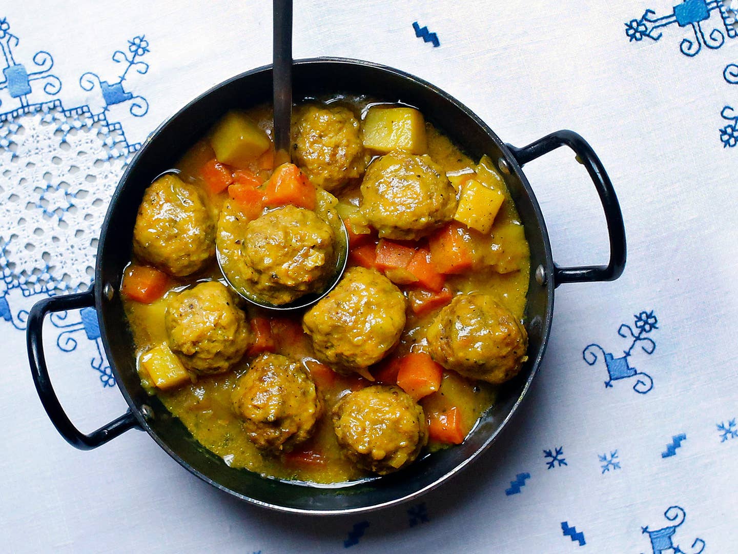Lamb Meatballs with Carrots and Potatoes (Koufteh Ghelgheli)