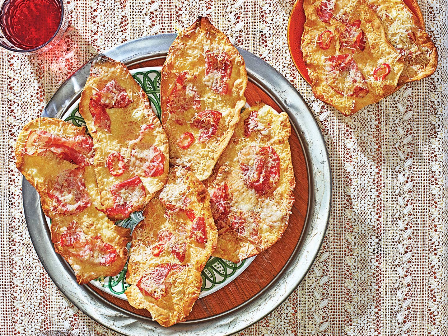 These Shatteringly Crisp Sardinian Flatbreads Are Music to Your Ears