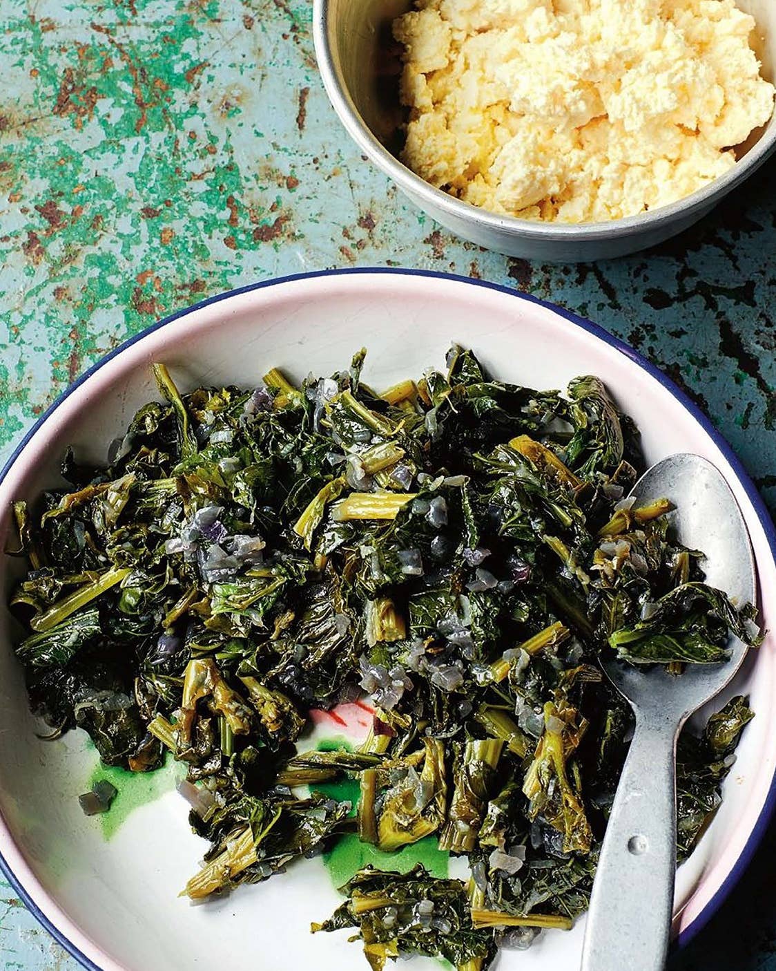 Collard Greens with Onions and Fresh Ginger (Gomen)