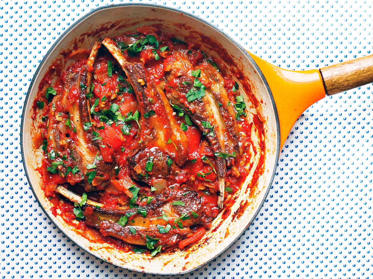 Calabrian Lamb Chops with Tomatoes, Peppers, and Olives (Costolette d&#8217;Agnello alla Calabrese)