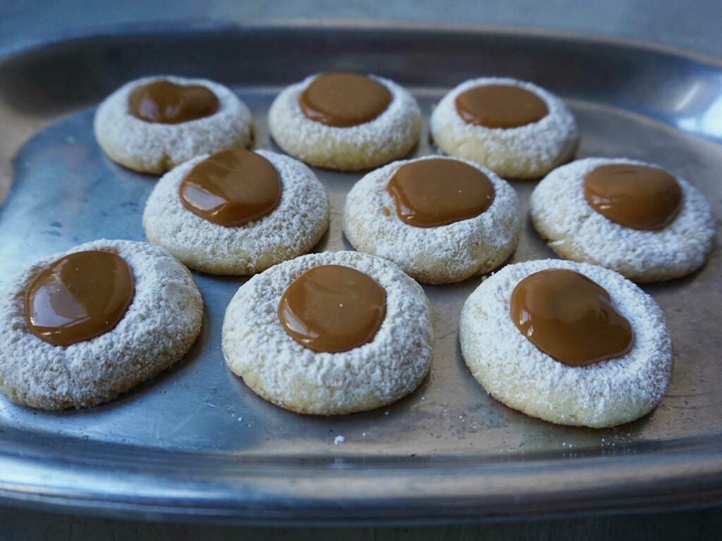 Vanilla Bean Thumbprint Cookies with Dulce de Leche