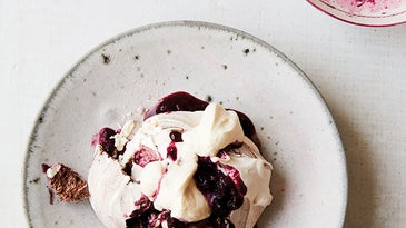 French Meringue Is the Dessert That Will Make You Look Like a Star