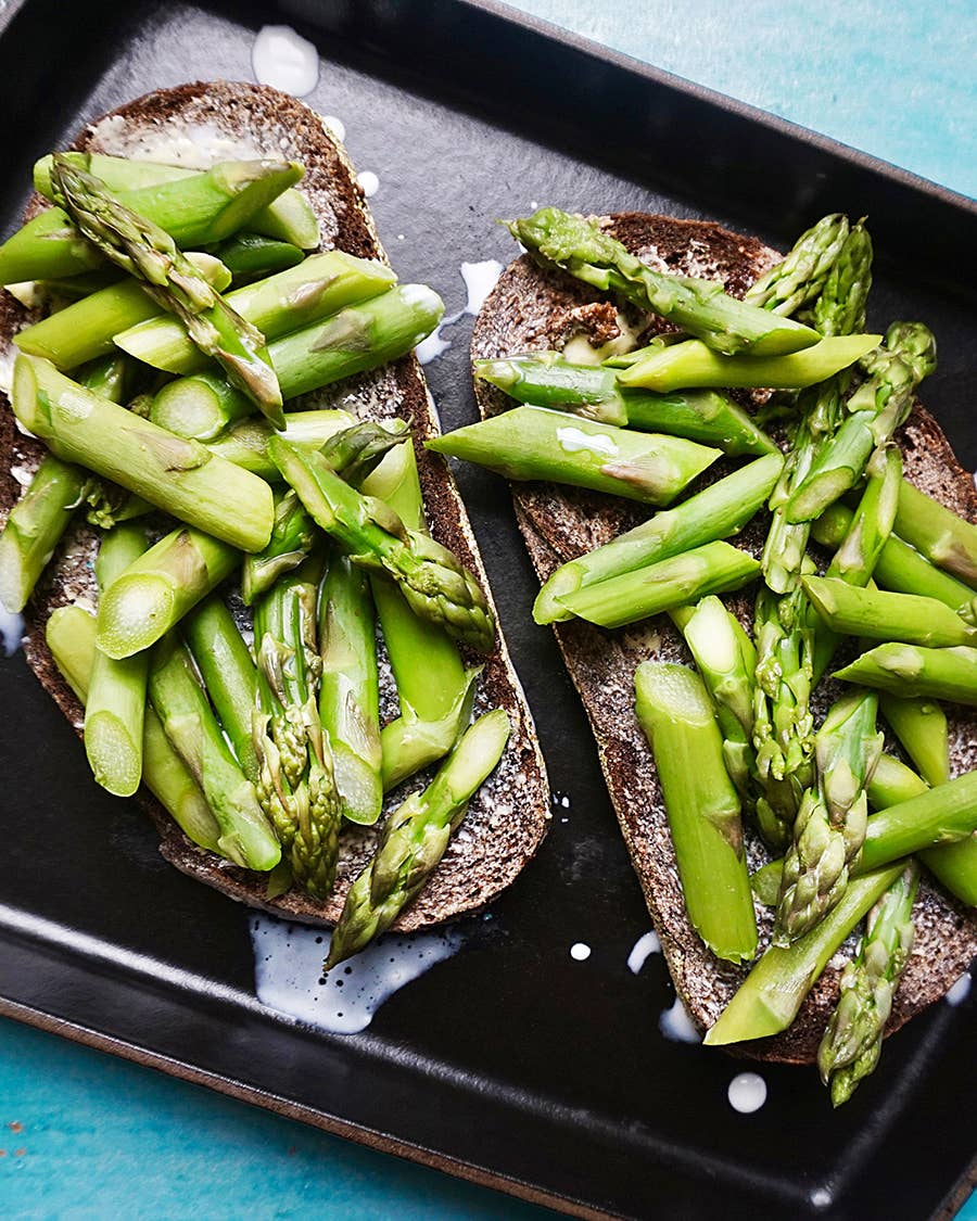 blanched asparagus toast