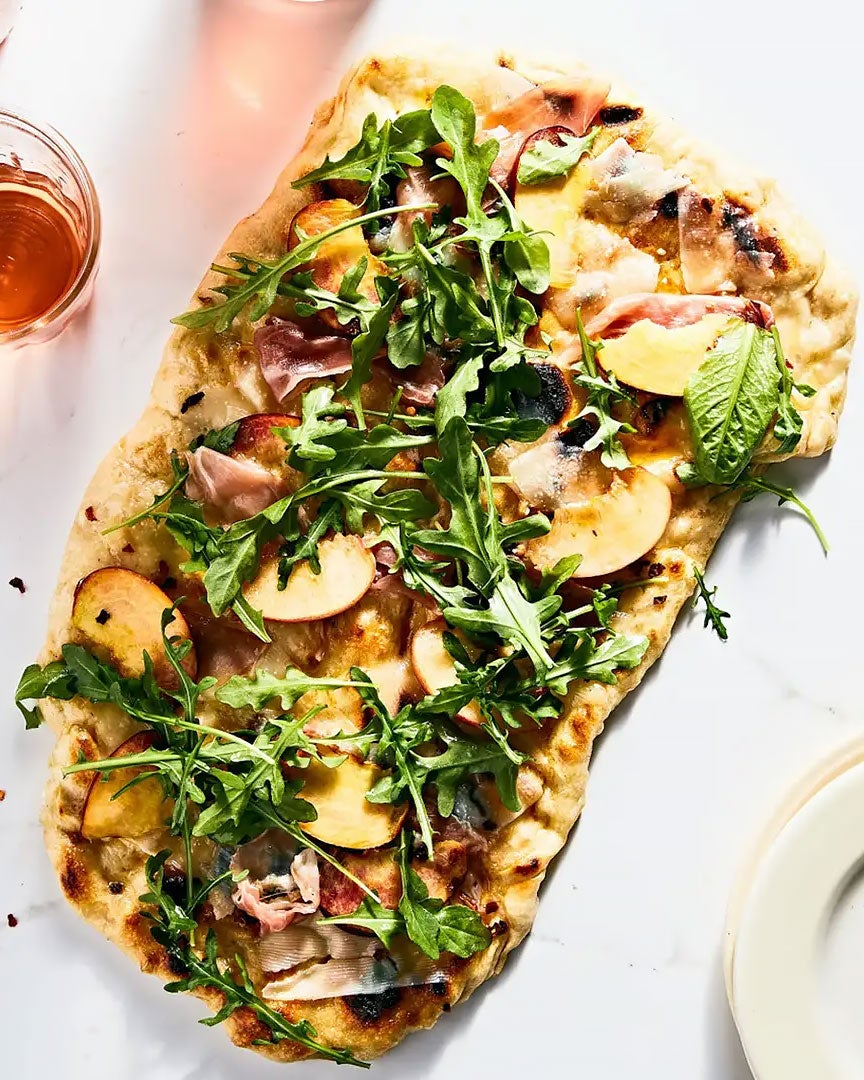 Grilled Pizza with Peaches, Prosciutto, and Arugula