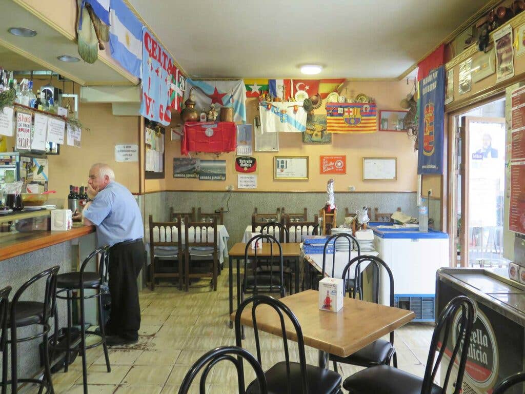 The no-frills interior of Bar A Miña Gaita