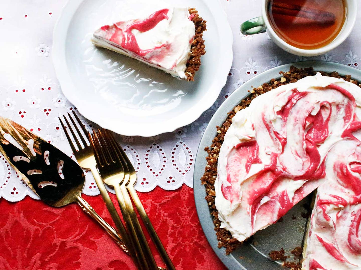 Cranberry-Lime Pie with Gingersnap Crust