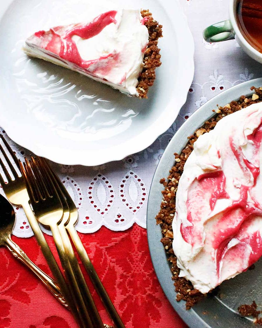 Cranberry-Lime Pie with Gingersnap Crust