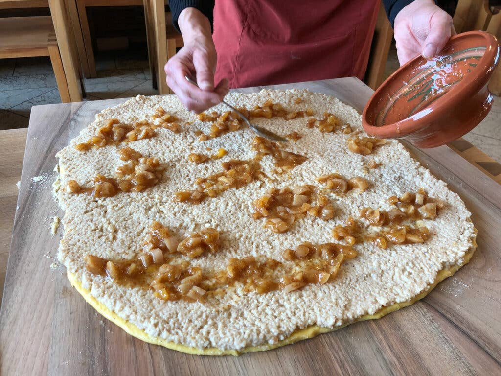 Making a Fig and Hazelnut Poticač