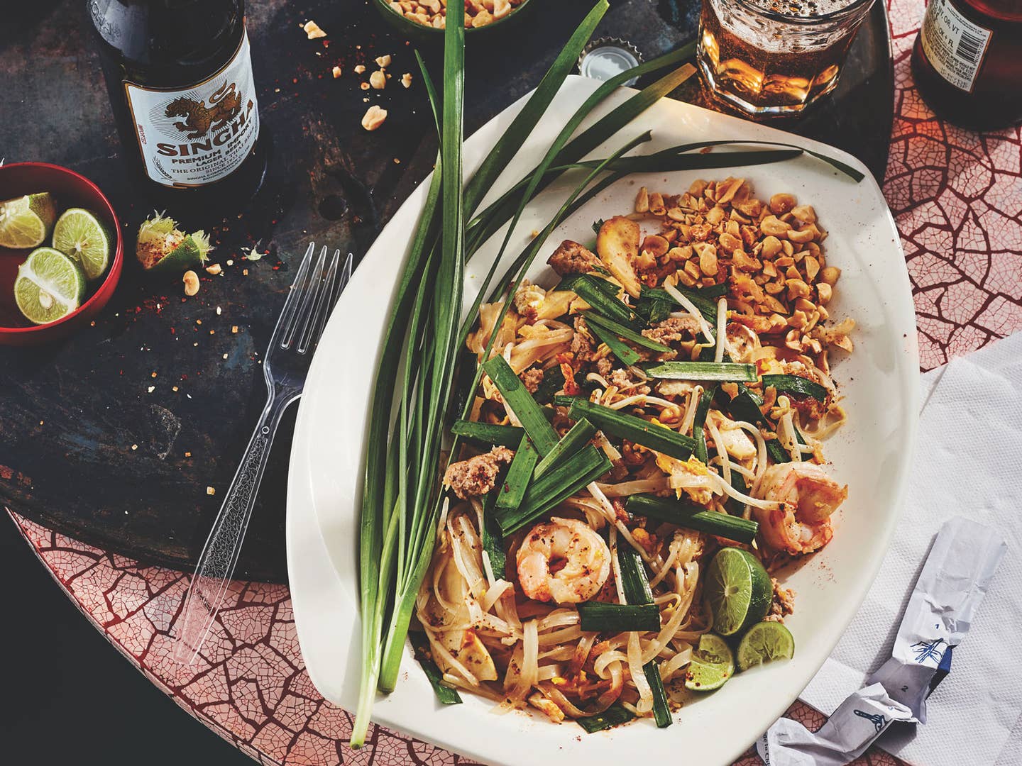 Pad Thai with Pork and Shrimp (Phat Thai Ruam Mit)