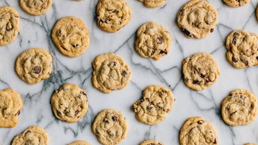 Graduate from Home Cook to Serious Baker with the 5 Best Cookie Sheets
