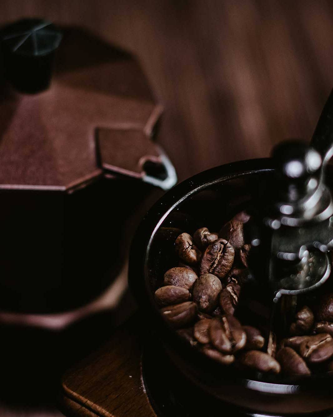 Our Guide To Basics of Unplugged Coffee Making: The Best Manual Coffee Grinder
