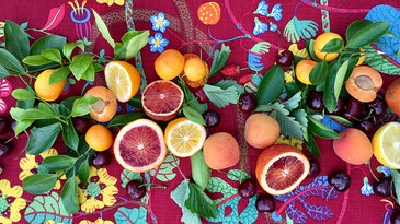 Citrus on a floral tablesetting