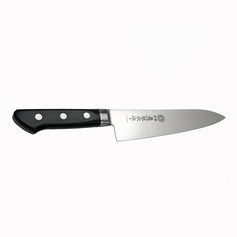 https://www.saveur.com/uploads/2021/06/10/The-Best-Paring-Knives-Option-Kikuichi-Cutlery-Petty-Knife.jpg?auto=webp