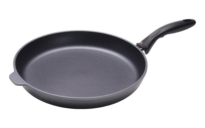 The Best Nonstick Cookware Option Swiss Diamond 10-Piece Set