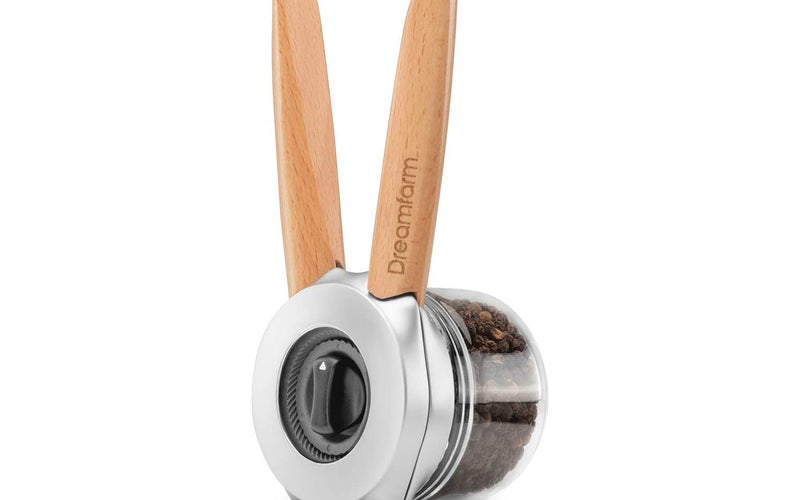 The Best Pepper Mill Option: Dreamfarm Ortwo Handheld Pepper Grinder