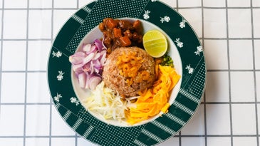 Khao Khluk Kapi (Bangkok Rice with Shrimp Paste and Sweet Pork)
