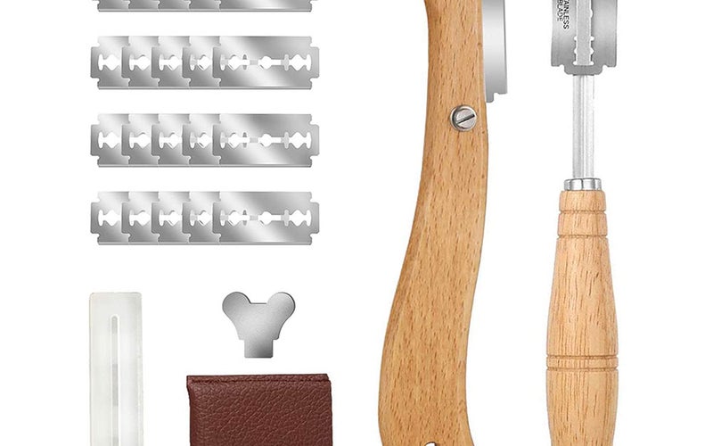 The Best Bread Lame Option: LAIWOO 2 Pieces Bread Lame Tool, Wooden Handle Lame for Bakers
