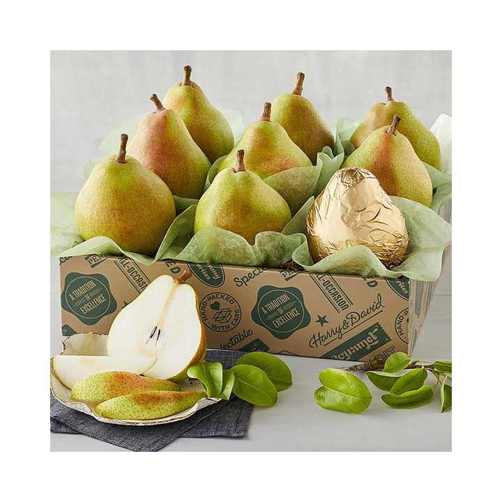 Best Food Gift Baskets Option_ Harry & David’s The Favorite Royal Riviera Pears