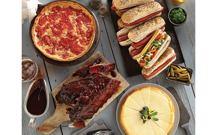 Best Food Gift Baskets Option: Ultimate Tastes of Chicago Combo