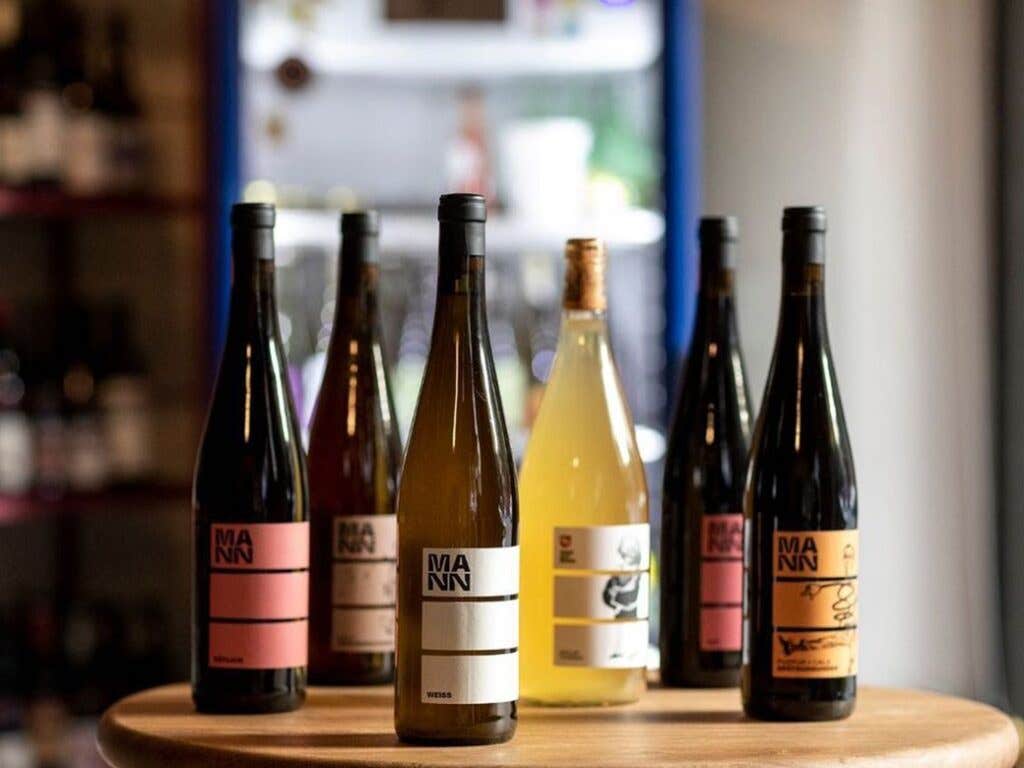 Escorpio Wine Shop