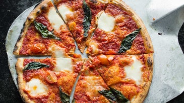 The Best Pizza Peels for Making Restaurant-Style Pies at Home