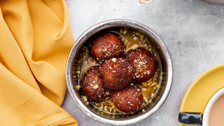 Gulab Jamun Recipe by Maneet Chauhan