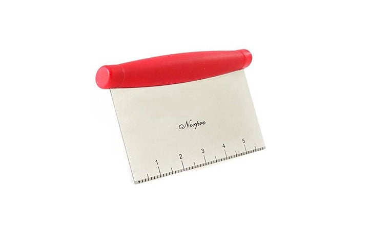 Best Bench Scrapers Value: Norpro Grip Ez Bench Scraper Saveur