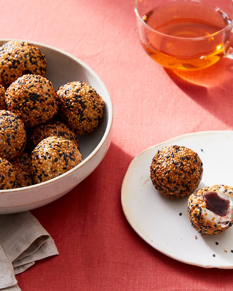 Fried Sesame Balls With Sweet Red Bean Filling