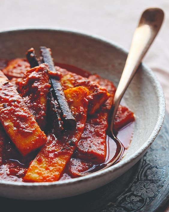 Ruangan Chaman (Kashmiri-Style Paneer in Tomato Gravy) Ruangan Chaman Recipe