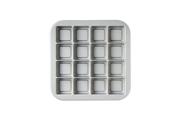 Details about   3X Aluminum Baking Square Pans Cakes, Brownies, Sticky Buns 