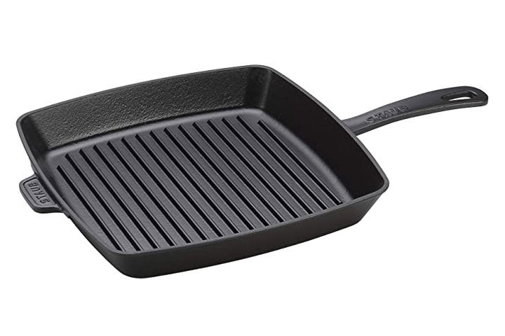 https://www.saveur.com/uploads/2022/06/02/best-grill-pans-Staub-Cast-Iron-Square-Grill-Pan-saveur.jpg?auto=webp