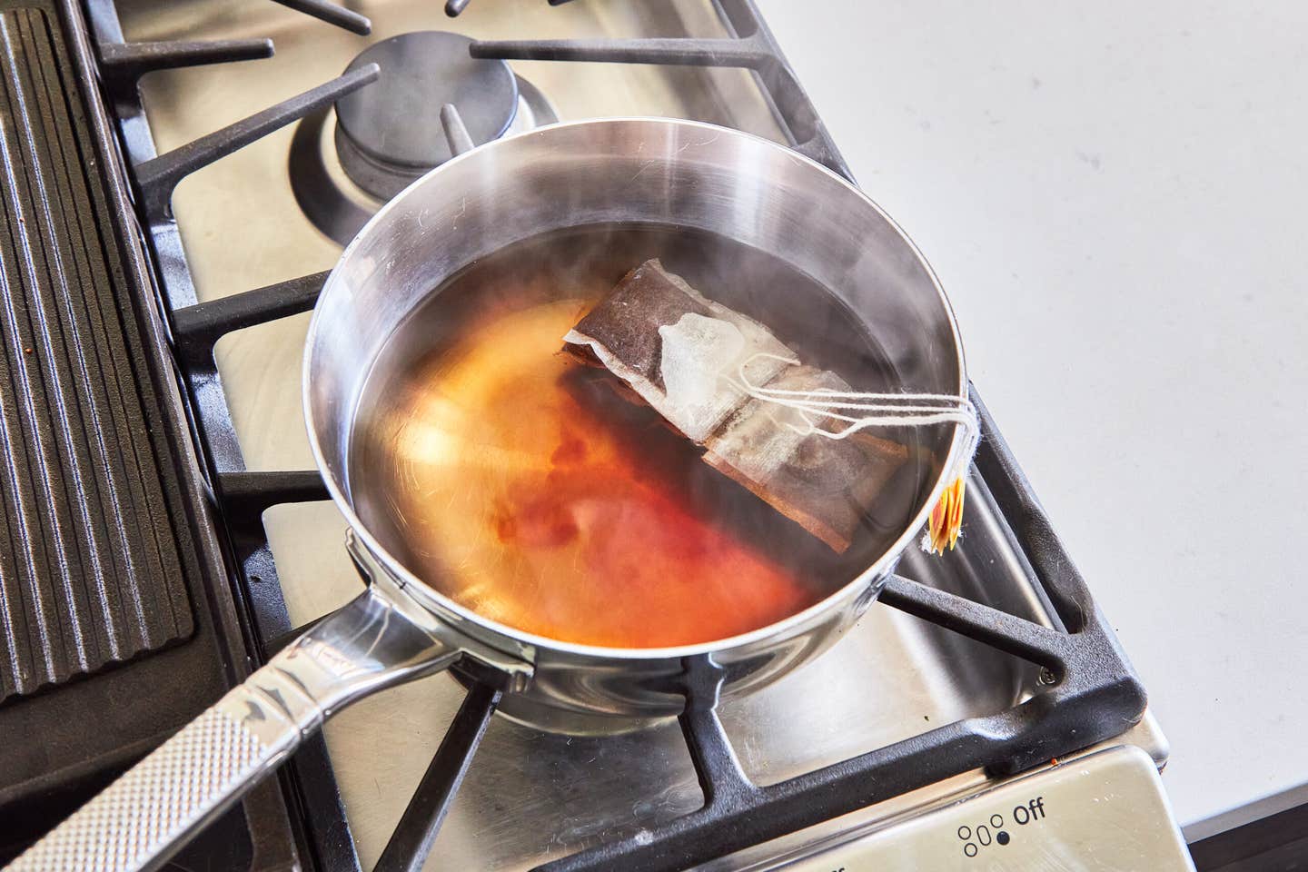 How to Brew Southern Iced Tea