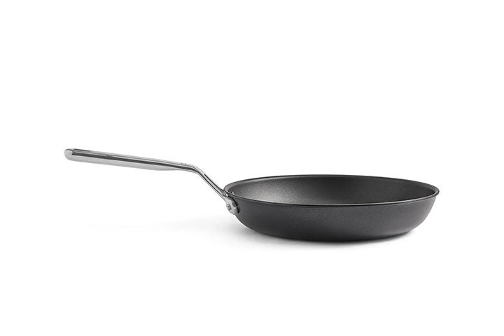 The Best Frying Pan for Eggs, According to a Chef