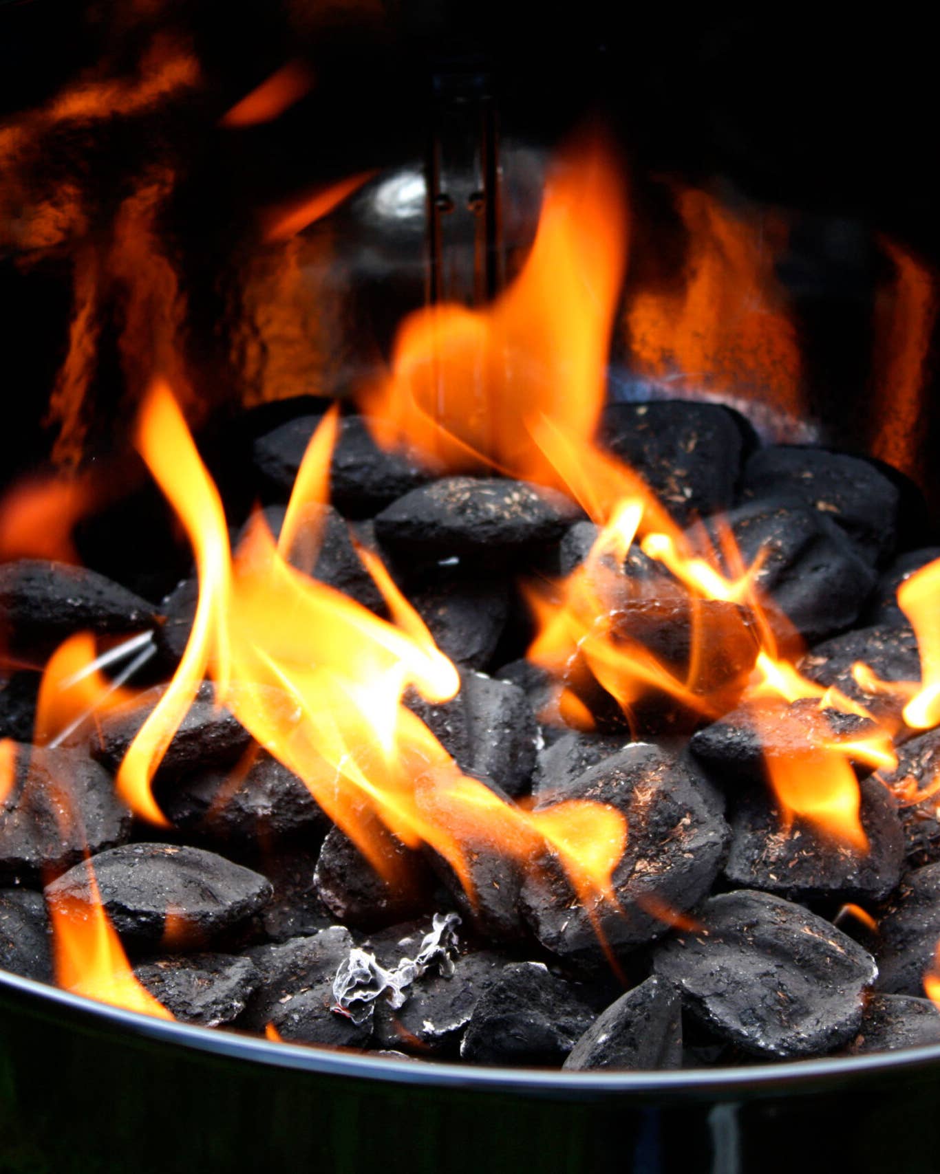 The Best Lump Charcoals for Better  Barbecues